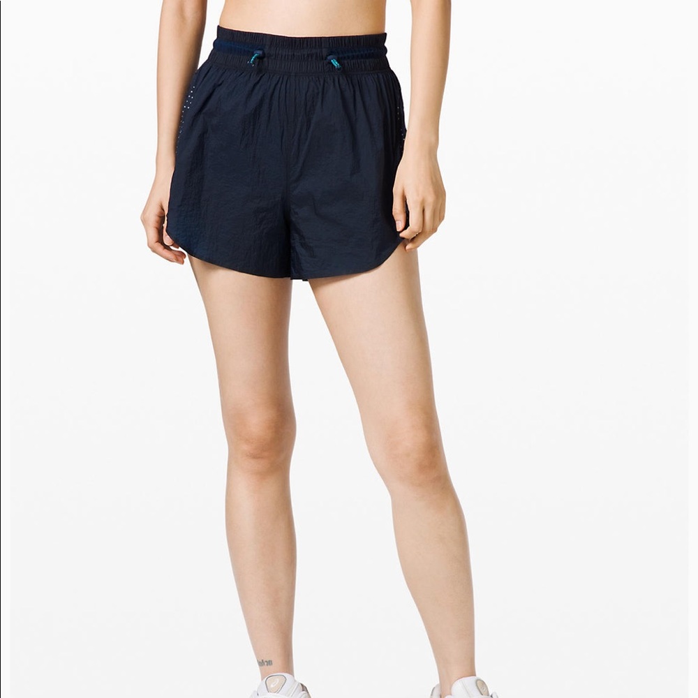 lululemon x Roksanda Break New Ground Short - blue - Picture 6 of 9
